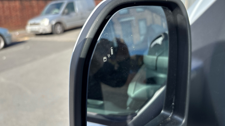 Ford Tourneo Custom 320 L1 Diesel Fwd 2.0 EcoBlue 136ps H1 Titanium 8 seater Auto